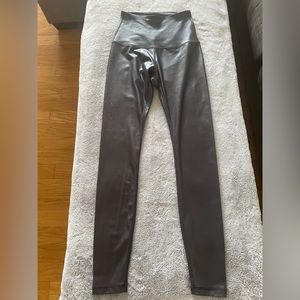 Nikki B Liquid Legging